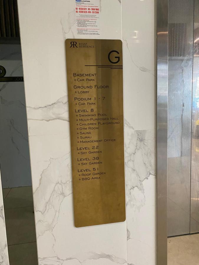 Reizz Residence By Perkasa كوالالمبور المظهر الخارجي الصورة